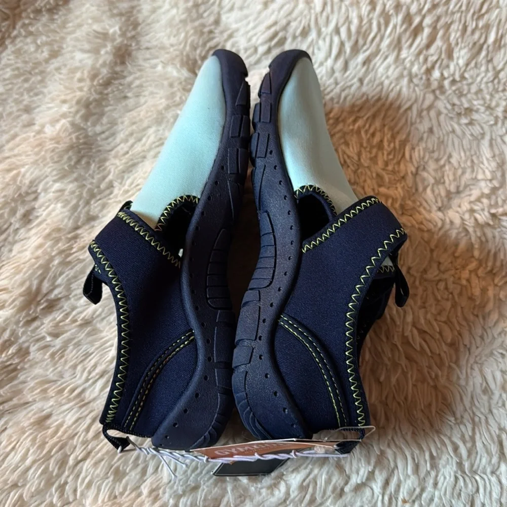 NWT Boys Water Shoes - Splish-Splash - Blue size 13-1